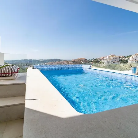 Lmr- Luxury Apartment, Private Pool, Stunning View, Families Only, Apartment *