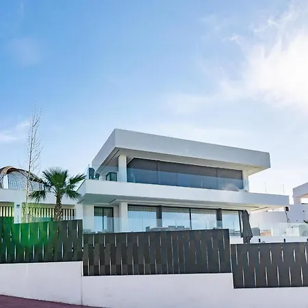 Lmr- Luxury Apartment, Private Pool, Stunning View, Families Only, * Marbella